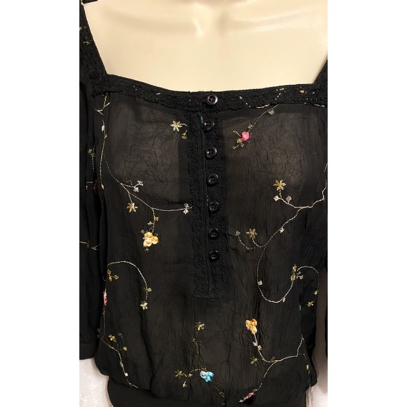 Romy Black Sheer Wildflower Blouse size XS/S - Picture 4 of 11